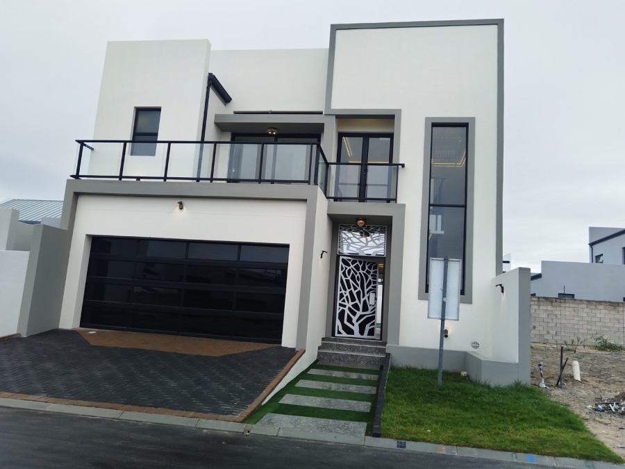 4 Bedroom Property for Sale in Sandown Western Cape